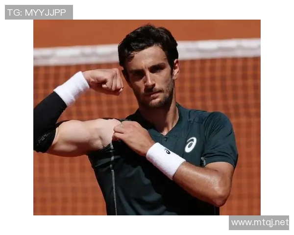 上海羽毛球队在大师赛积分榜上以61分稳居第一名展现强劲实力