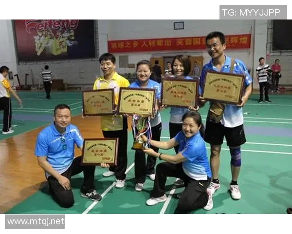 李丽的排球旅程:从初学者到国家队的奋斗与成长 李丽的排球旅程:从初学者到国家队的奋斗与成长